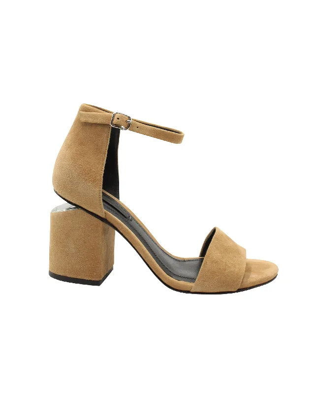 Women's burgundy stiletto heel pumps for a sophisticated appearanceAlexander Wang Abby Sandals in Tan Suede