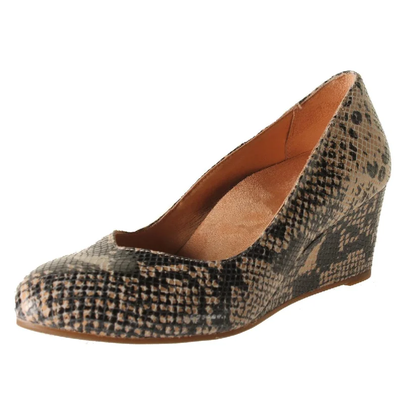 Women's genuine leather stiletto heel pumps with a soft finishAntonia Womens Textured Wedge Heels