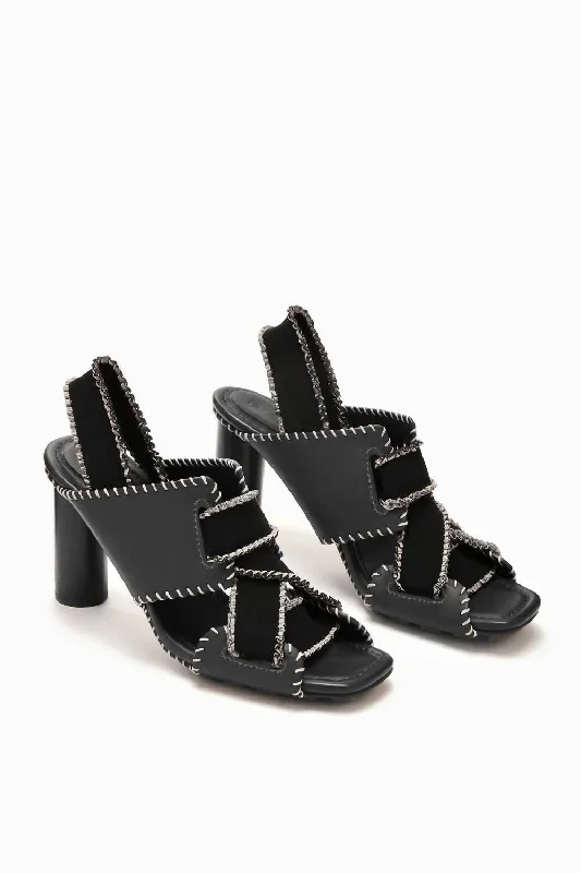 Women's studded stiletto heel pumps for an edgy lookBianca Elastic High Heel In Noir