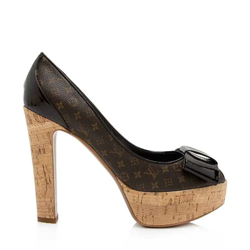 Women's evening gala stiletto heel pumps in a long - lasting colorLouis Vuitton Monogram Canvas Cork Rivoli Peep Toe Platform Pumps