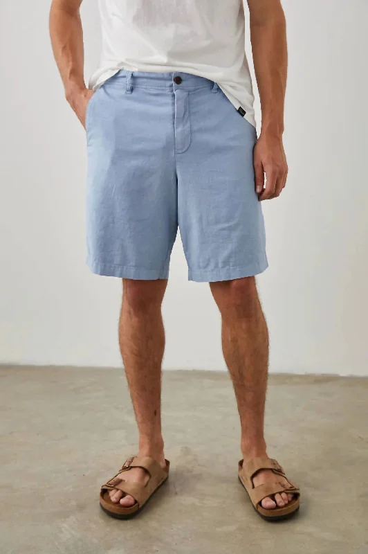 Boden Shorts In Tanner Blue