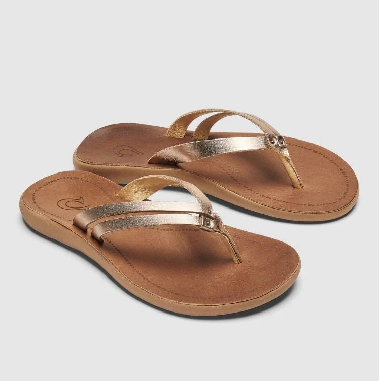 Women's Sandals with a Wedge Heel and a Tassel Detail in Orange for a Trendy LookOlukai Sandals Woman Women’s Leather Sandals