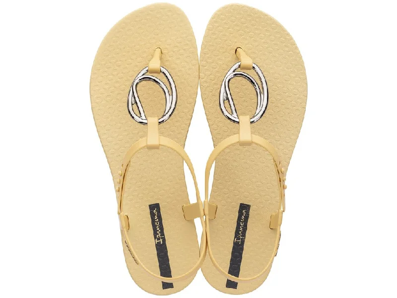 Women's Sandals with a Floral - Printed Upper in Pink for a Feminine Spring LookIpanema Sandals