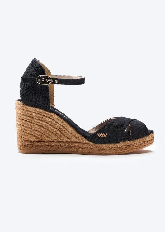 Child - Friendly Women's Sandals with a Secure Buckle in Purple for Moms on the GoAiguablava Canvas Espadrille Sandal Wedges