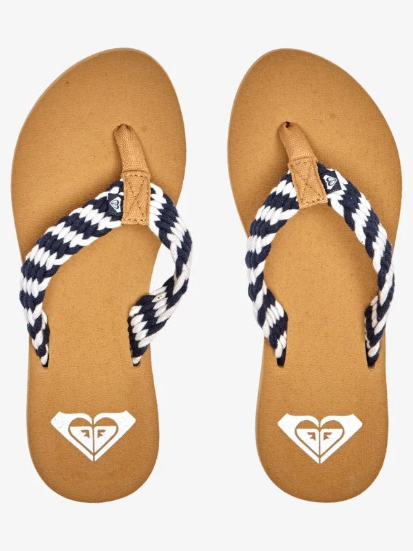 Child - Friendly Women's Sandals with a Secure Buckle in Purple for Moms on the GoRoxy Sandals Woman's Braided Cotton Upper