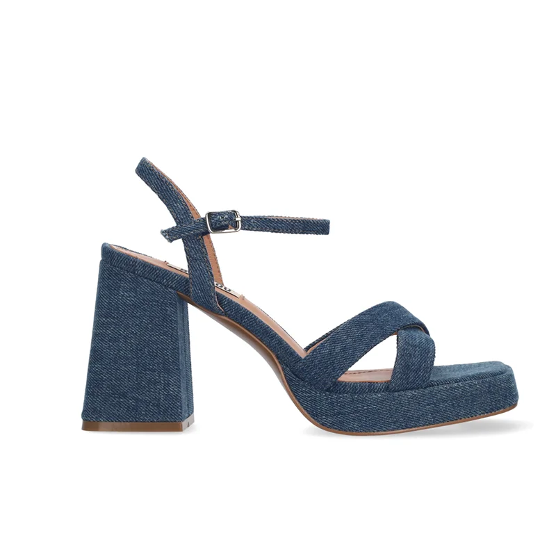 Anti - Slip Women's Sandals with a Grooved Sole in Green for Outdoor AdventuresBibi Lou Briony Azul Denim Sandals