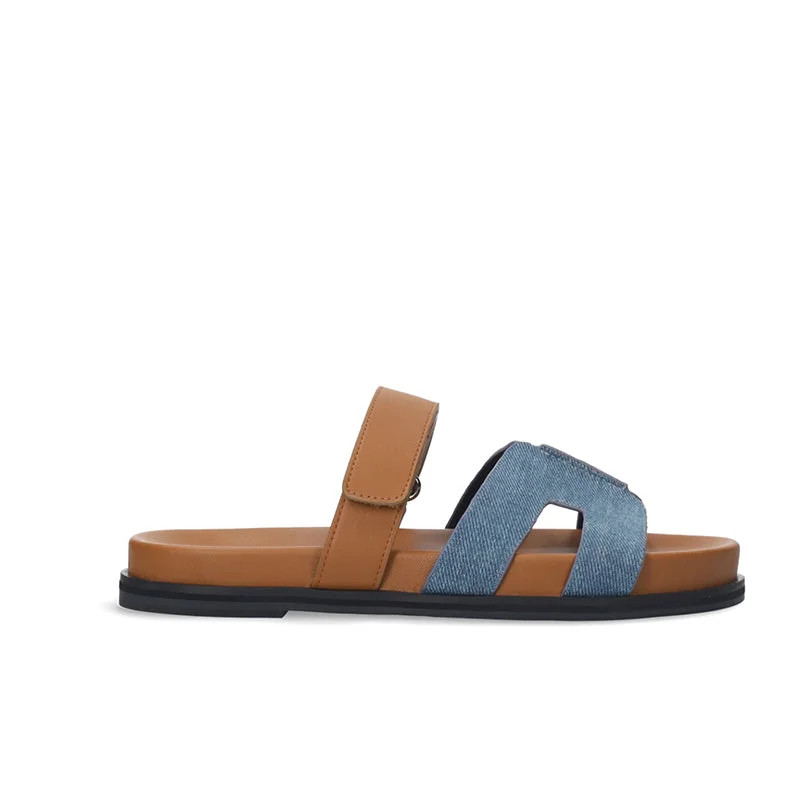 Elastic - Strap Women's Sandals with a Padded Toe in Teal for Easy On - and - OffBibi Lou Minty Celeste Leather Flat Sandals