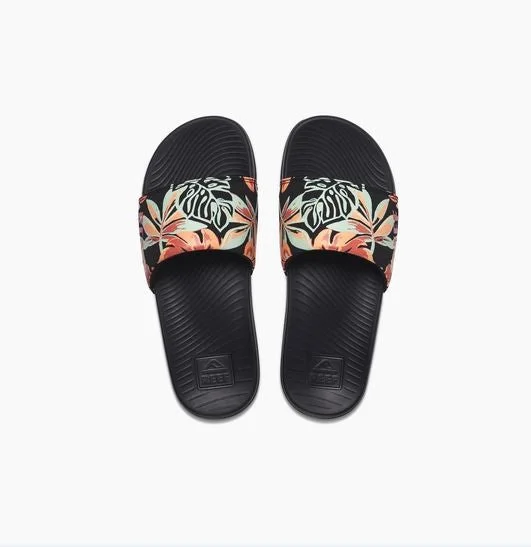 Child - Friendly Women's Sandals with a Secure Buckle in Purple for Moms on the GoReef Sandals Water Friendly Synthetic Strap