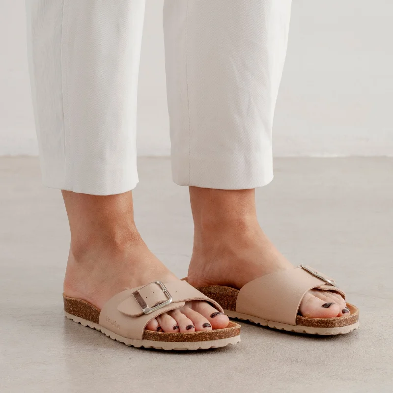 Orthopedic Women's Sandals with Arch Support in Gray for Foot HealthCordoba Vegan Leather Slide Cork Sandal - Sand Brown