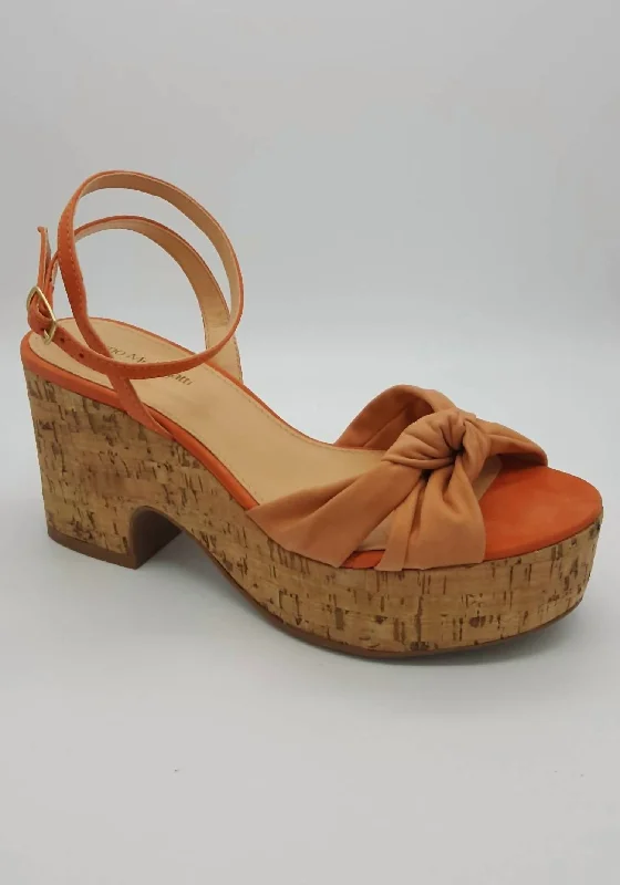 Women's Sandals with a Wedge Heel and a Tassel Detail in Orange for a Trendy LookDonna Wedge Sandal In Orange