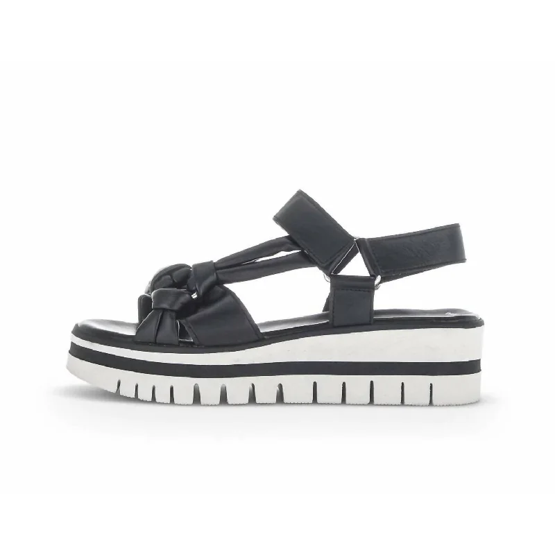 Elastic - Strap Women's Sandals with a Padded Toe in Teal for Easy On - and - OffFlatform Sandal In Black