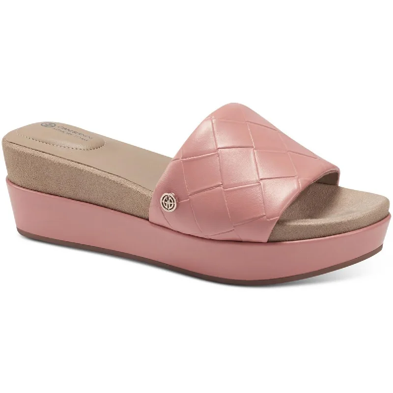 Child - Friendly Women's Sandals with a Secure Buckle in Purple for Moms on the GoGiani Bernini Womens Elizabetta Faux Leather Embossed Slide Sandals