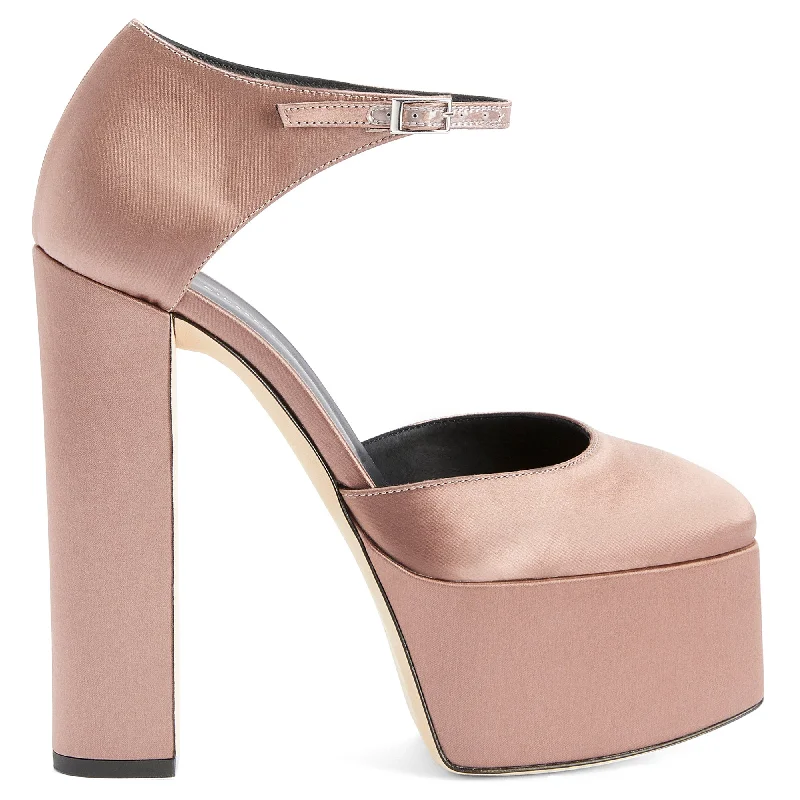 Women's Flat Slide Sandals with a Memory Foam Insole in White for All - Day ComfortGiuseppe Zanotti Bebe