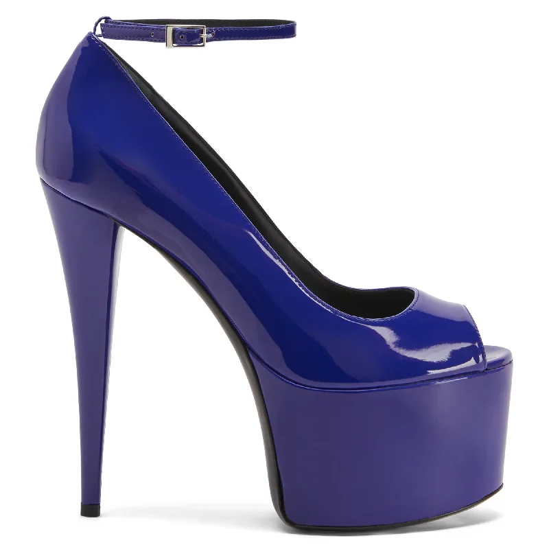 Women's Rhinestone - Embellished Open - Toe Sandals in Silver for a Glamorous Party LookGiuseppe Zanotti Gz Aida