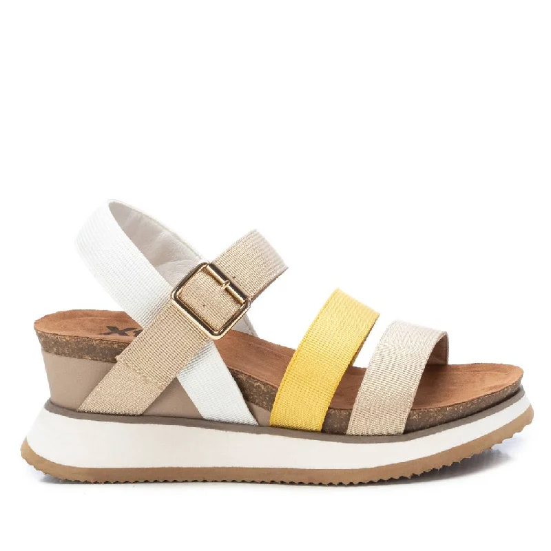 Shock - Absorbing Women's Sandals with a Soft Insole in Black for Active LifestylesHelsin Yellow Sandals
