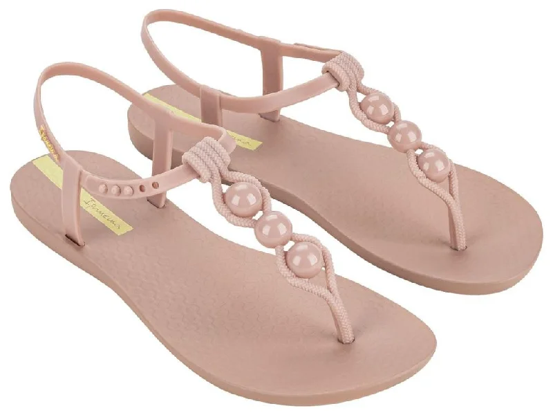 Women's Sandals with a Floral - Printed Upper in Pink for a Feminine Spring LookIpanema Sandals