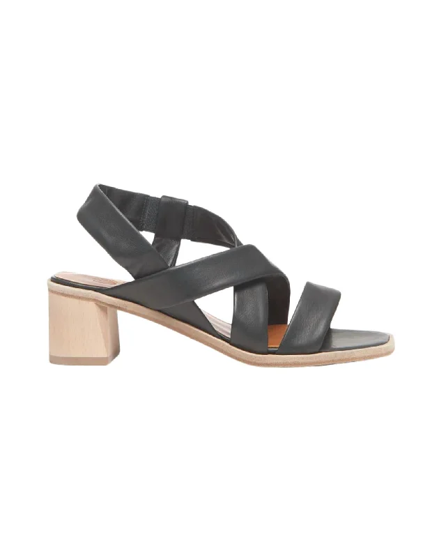Shock - Absorbing Women's Sandals with a Soft Insole in Black for Active LifestylesJade Heeled Sandal In Black Leather