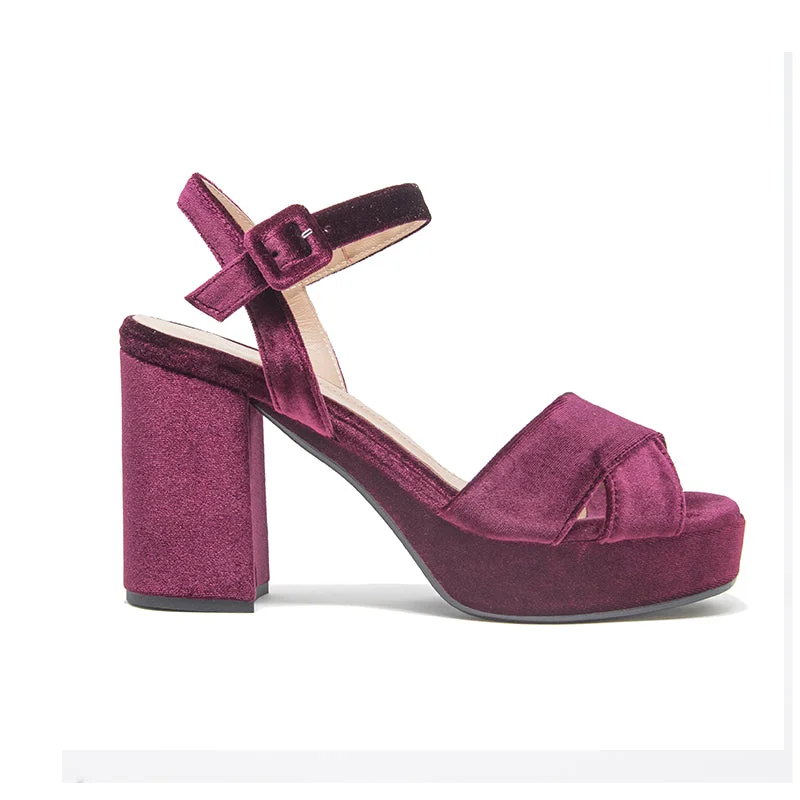 Anti - Slip Women's Sandals with a Grooved Sole in Green for Outdoor AdventuresJane Galland Bordeaux Velvet Platform Sandals