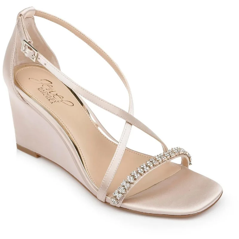 Women's Thong Sandals with a Beaded Design in Multicolor for a Beachy AestheticJewel Badgley Mischka Womens Adelynn Wedges Ankle Strap