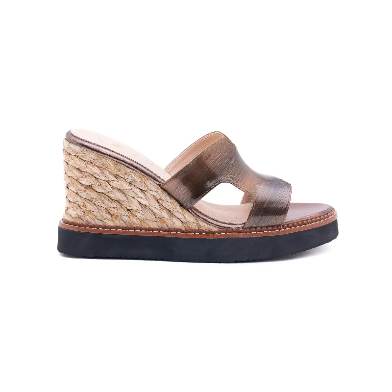 Women's Sandals with a Floral - Printed Upper in Pink for a Feminine Spring LookLia Bronze Espadrilles