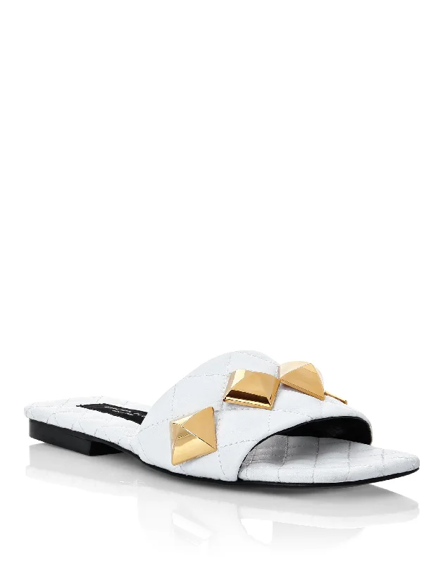 Shock - Absorbing Women's Sandals with a Soft Insole in Black for Active LifestylesMatelassè Sandals Flat Studs