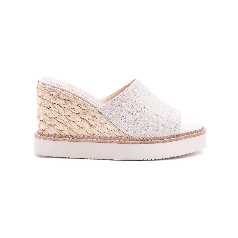 Adjustable Strap Women's Sandals with a Padded Heel in Pink for a Custom FitMia Light Gold Espadrilles