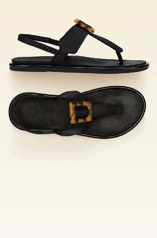 Sustainable Women's Recycled Material Sandals in Beige for Eco - Conscious ShoppersOlukai Sandals Woman's Strappy Beach Sandals