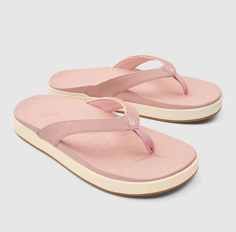 Women's Sandals with a Floral - Printed Upper in Pink for a Feminine Spring LookOlukai Women's Sandals Pink Clay