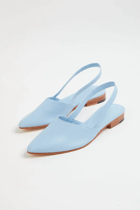 Women's Thong Sandals with a Beaded Design in Multicolor for a Beachy AestheticPicnic Sandal In Light Blue
