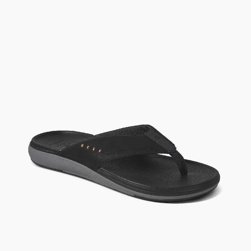 Women's Sandals with a Floral - Printed Upper in Pink for a Feminine Spring LookReef Sandals Mens Nitrogen-Infused EVA Foam