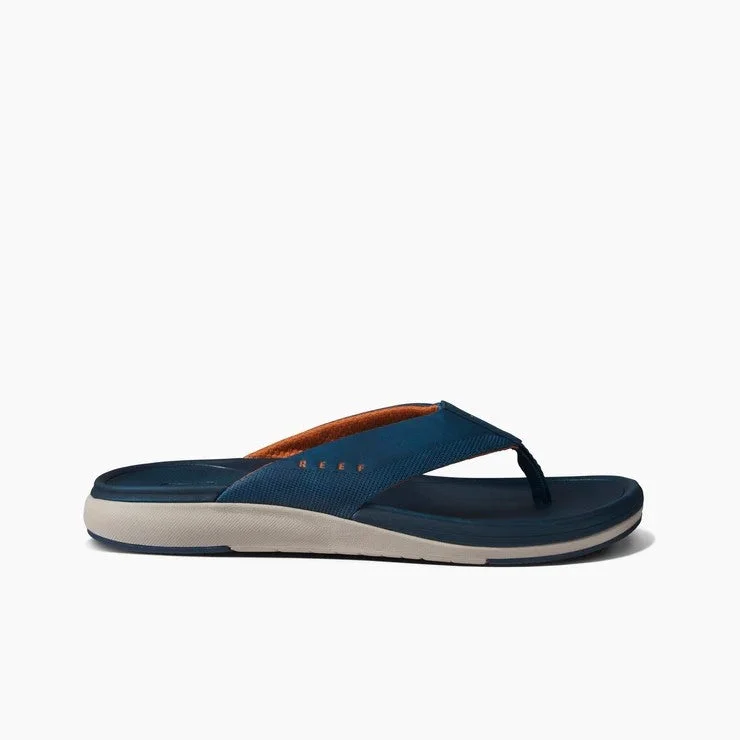 Women's Flat Slide Sandals with a Memory Foam Insole in White for All - Day ComfortReef Sandals Mens Nitrogen-Infused EVA Foam