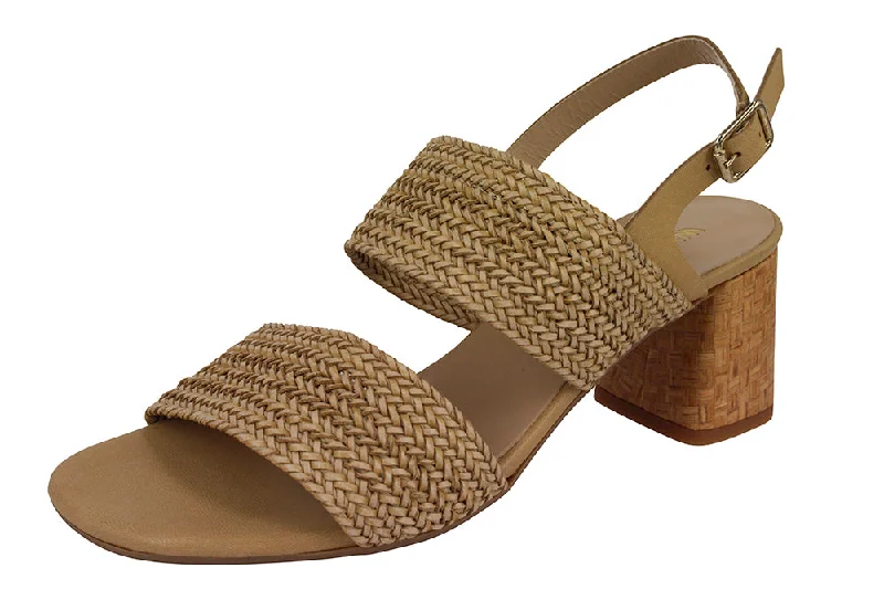 Women's Thong Sandals with a Beaded Design in Multicolor for a Beachy AestheticOAKEY - GABRIELA ARENA