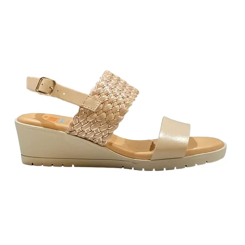 Women's Ankle - Strap Sandals with a Block Heel in Red for a Sophisticated StyleNU ELISEO