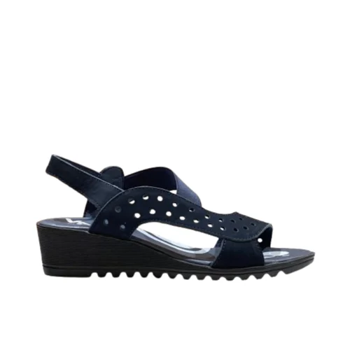 Child - Friendly Women's Sandals with a Secure Buckle in Purple for Moms on the GoVIA NOVA ICONIC