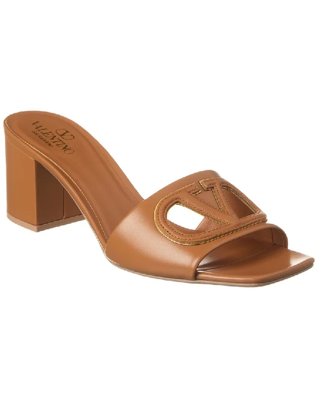 Anti - Slip Women's Sandals with a Grooved Sole in Green for Outdoor AdventuresValentino VLogo 60 Leather Sandal