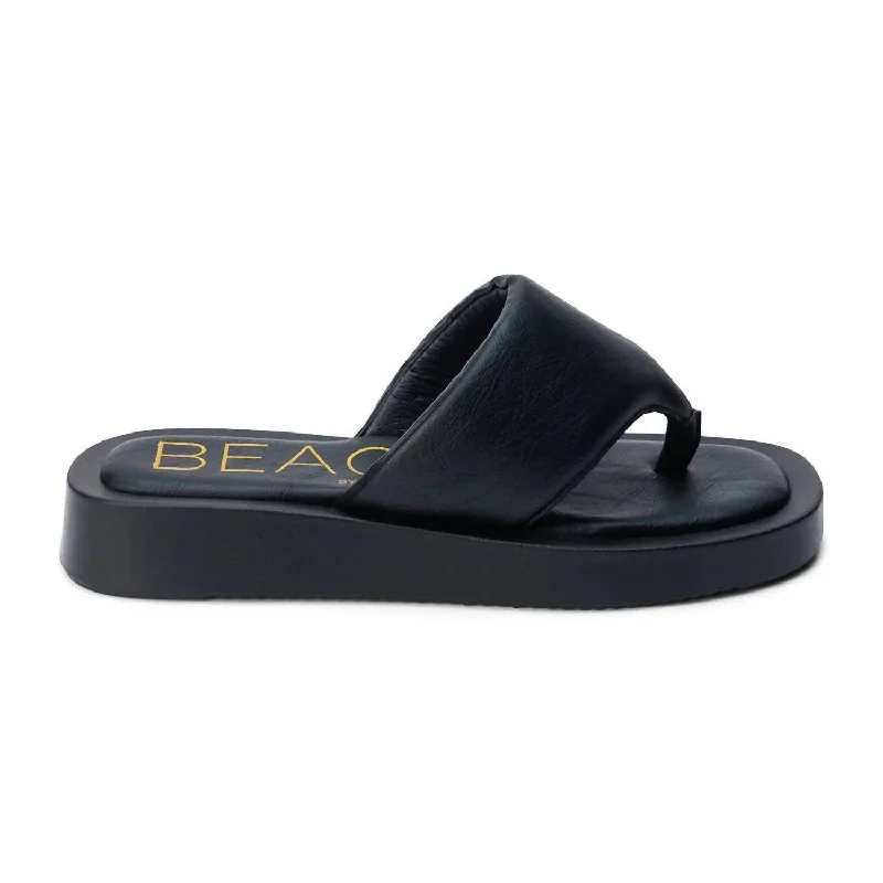 Anti - Slip Women's Sandals with a Grooved Sole in Green for Outdoor AdventuresWomen's Beach Izzie Thong Sandal In Black
