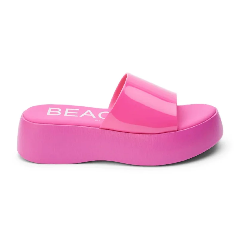 Women's Strappy Gladiator Sandals with Buckle Closures in Tan for a Boho LookWomen's Beach Solar Platform Sandal In Fuchsia
