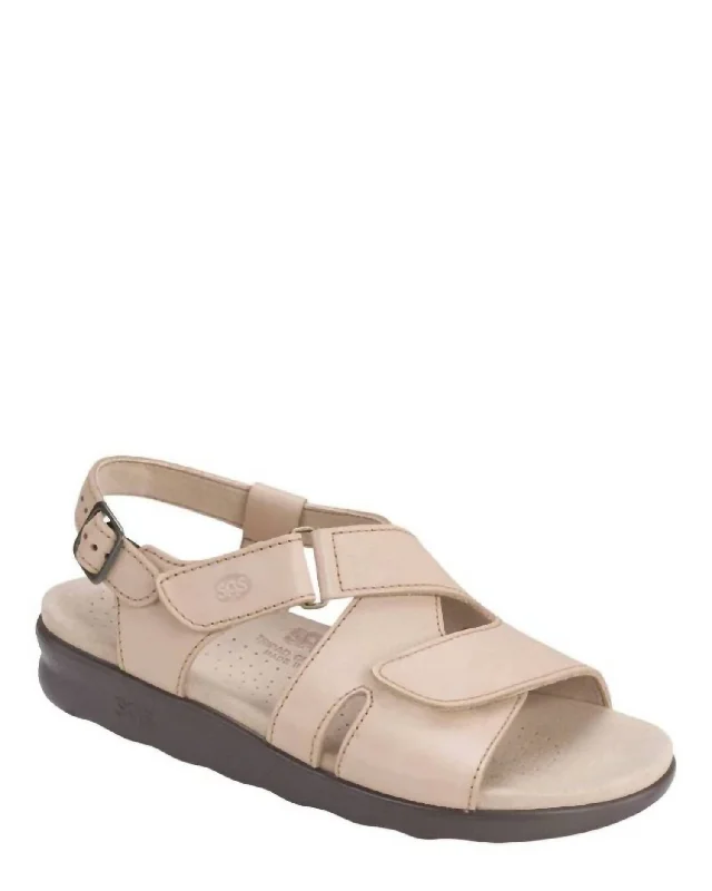 Elastic - Strap Women's Sandals with a Padded Toe in Teal for Easy On - and - OffWomen's Huggy Sandals In Truffle