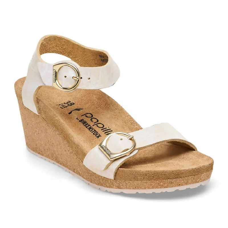Adjustable Strap Women's Sandals with a Padded Heel in Pink for a Custom FitWomen's Soley Nubuck Leather Sandal In Metallic Silver