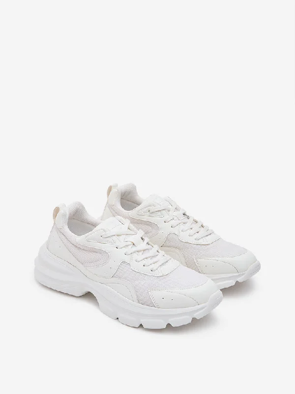 Lace - Up Women's Athletic Sneakers with Shock - Absorbing Midsoles for Intense WorkoutsLUNA BLU White Mesh-Detailed Sneakers