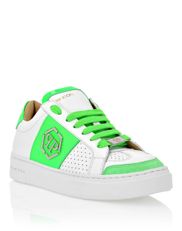 white/greenfluo