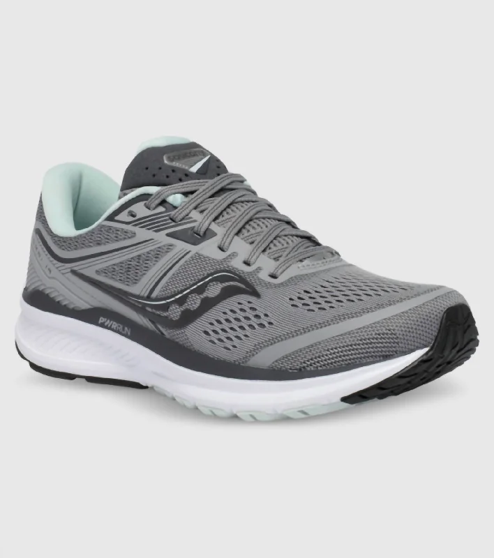 Vegan - Friendly Women's Sneakers Made from Recycled Materials for an Eco - Conscious ChoiceOmni 19 Sneakers In Alloy/sky