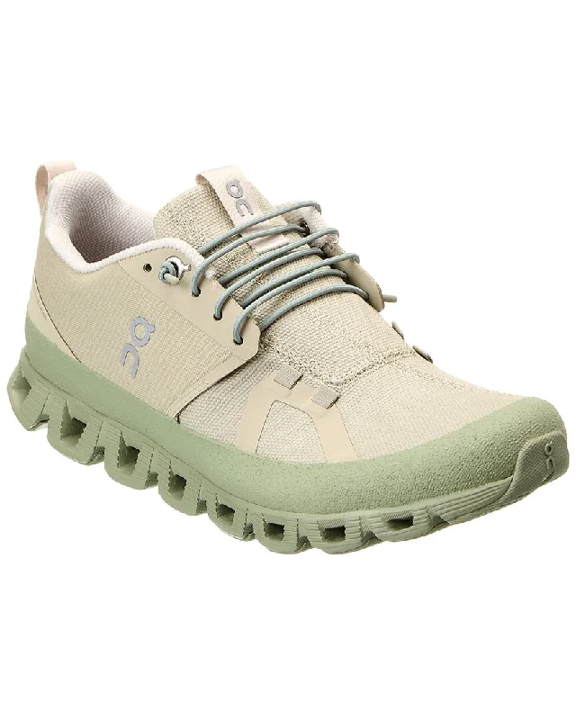 High - Top Women's Leather Sneakers in Black for a Stylish and Durable OptionOn Running Cloud Dip Sneaker