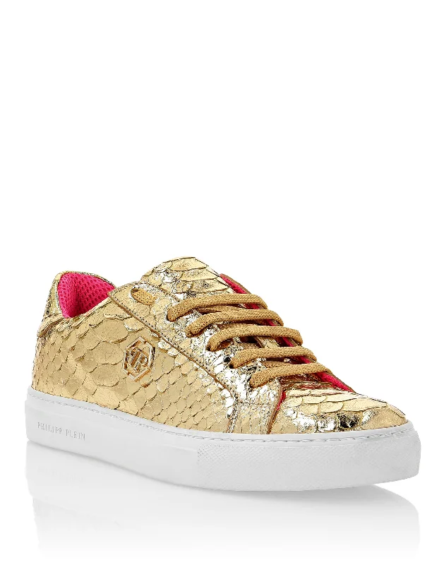 Water - Resistant Women's Hiking Sneakers with Traction Outsoles for Outdoor AdventuresPython Lo-Top Sneakers Gold