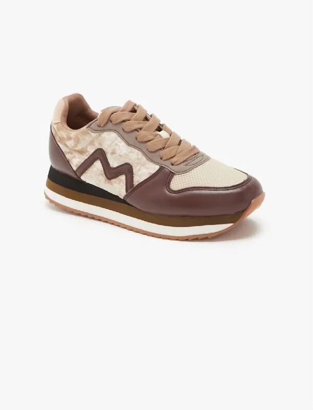 Women's Sneakers with Adjustable Straps for a Customized Fit During High - Impact ExercisesRemix3S Sneaker In Tan
