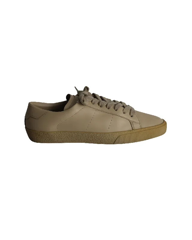 Lace - Up Women's Athletic Sneakers with Shock - Absorbing Midsoles for Intense WorkoutsSaint Laurent SL/06 Court Classic Low-Top Sneakers in Beige Calfskin Leather