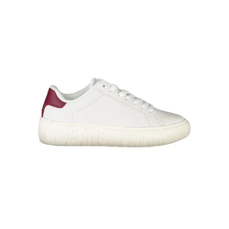 Smart - Tech Women's Sneakers with Fitness Tracking Features for Active Lifestyle EnthusiastsTommy Hilfiger Chic Contrast Lace-Up Women's Sneakers