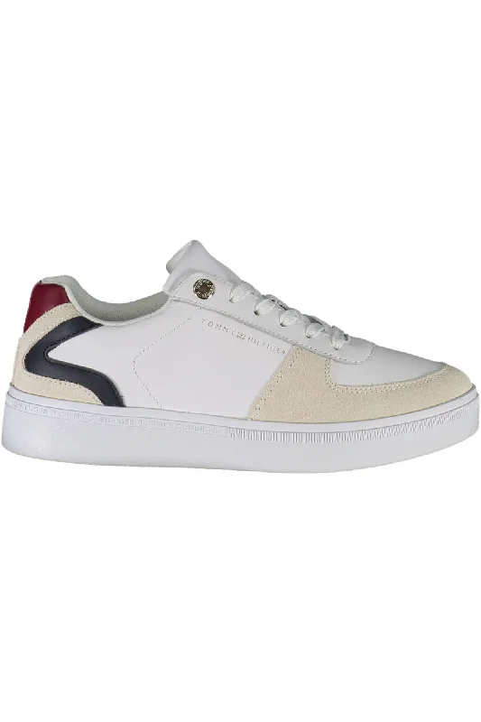 High - Top Women's Leather Sneakers in Black for a Stylish and Durable OptionTommy Hilfiger Chic  Lace-Up Sporty Women's Sneakers