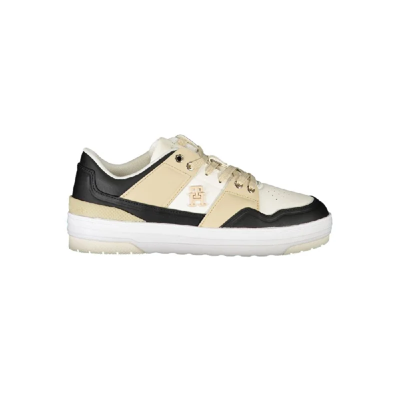 Wide - Width Women's Sneakers for Comfortable Fit for Those with Wider FeetTommy Hilfiger Elegant Lace-up Sneakers with Contrast Women's Details