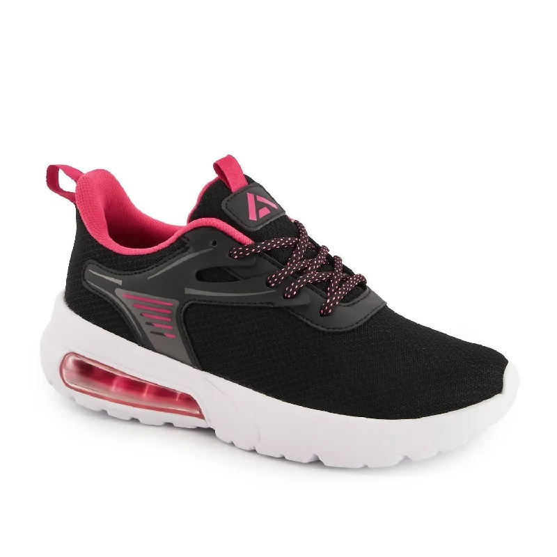 Wide - Width Women's Sneakers for Comfortable Fit for Those with Wider FeetWomen's Airsole Performance Sneakers In White And Black